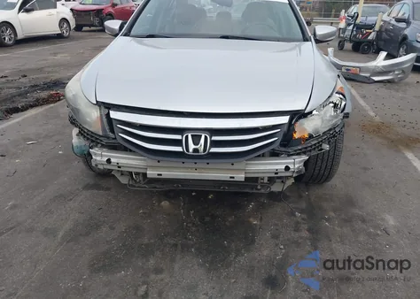 2012 Honda Accord 3.5 Ex-L из США, поврежденный, VIN 1HGCP3F80CA024791